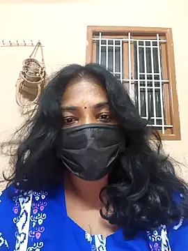 Snapshot of Tamil_Mithra chatting on October 31, 4:52 pm Tamil Mithra online show from October 31, 4:52 pm