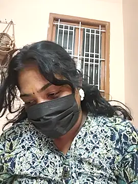 Snapshot of Tamil_Mithra chatting on November 1, 5:04 pm Tamil Mithra online show from November 1, 5:04 pm