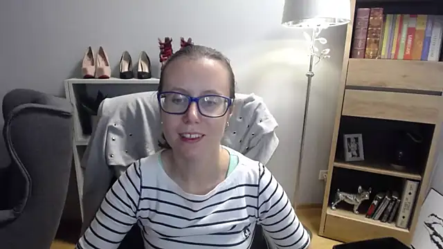 sweetxLizzy online show from September 15, 4:23 am