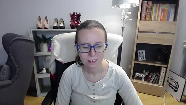 sweetxLizzy online show from November 5, 5:29 am