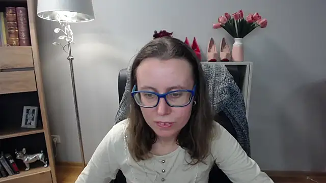 sweetxLizzy online show from December 22, 5:37 am