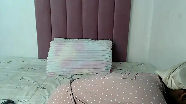 Snapshot of Abby_108 chatting on October 10, 7:02 pm Abby 108 online show from October 10, 7:02 pm