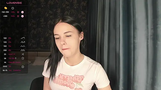 Snapshot of Kseni_a chatting on December 1, 10:42 am Kseni a online show from December 1, 10:42 am