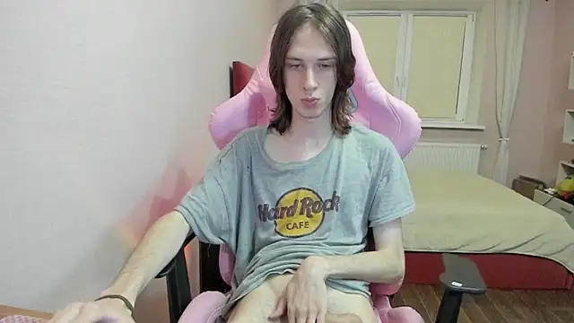 Snapshot of eleganc3 chatting on October 28, 7:38 pm eleganc3 online show from October 28, 7:38 pm