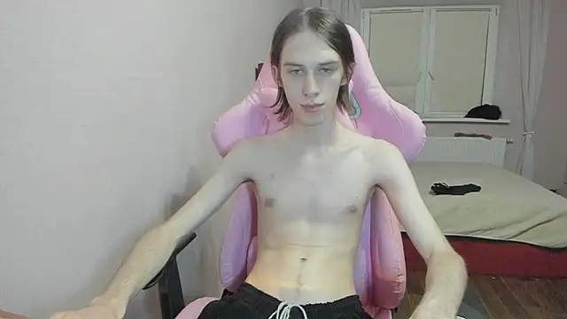 Snapshot of eleganc3 chatting on November 14, 7:01 pm eleganc3 online show from November 14, 7:01 pm