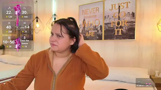 Snapshot of Bluesky_666 chatting on October 9, 7:45 pm Bluesky 666 online show from October 9, 7:45 pm