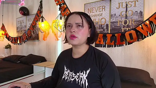 Snapshot of Bluesky_666 chatting on November 1, 7:27 pm Bluesky 666 online show from November 1, 7:27 pm