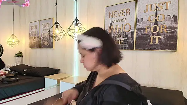 Snapshot of Bluesky_666 chatting on November 14, 7:45 pm Bluesky 666 online show from November 14, 7:45 pm