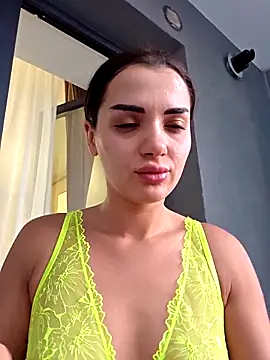 Snapshot of NaughtyChloe chatting on September 9, 4:12 am NaughtyChloe online show from September 9, 4:12 am