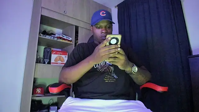 CorvisXnc0012 online show from October 22, 4:46 am