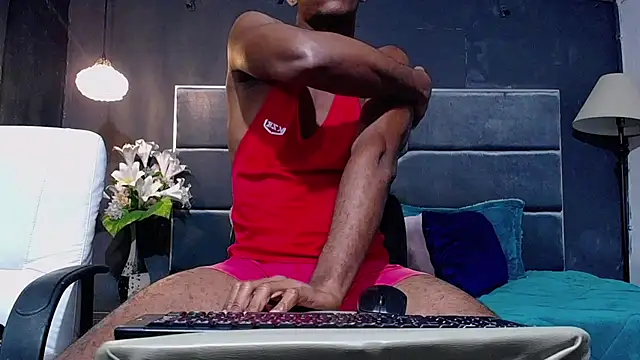 Snapshot of blackbignude chatting on November 14, 5:28 am blackbignude online show from November 14, 5:28 am