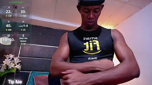 Snapshot of blackbignude chatting on November 21, 1:37 am blackbignude online show from November 21, 1:37 am