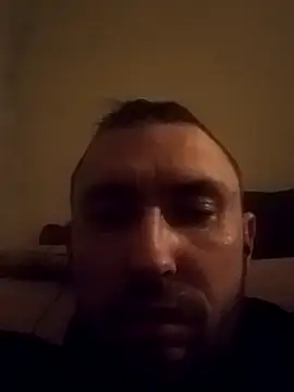 Snapshot of JarekJarek93 chatting on November 17, 11:21 pm JarekJarek93 online show from November 17, 11:21 pm