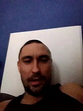 Snapshot of JarekJarek93 chatting on December 1, 7:41 pm JarekJarek93 online show from December 1, 7:41 pm