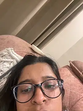 desitease online show from October 22, 6:51 pm