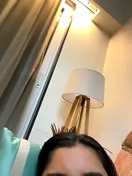 desitease online show from November 10, 7:24 pm