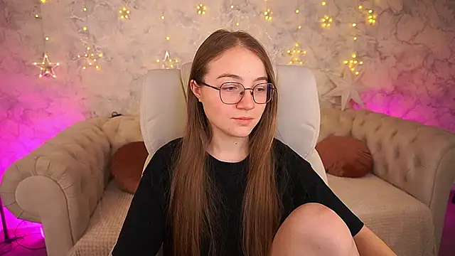 ArrinaWairr online show from January 15, 9:03 am