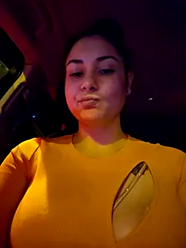 Snapshot of SaraViss20 chatting on October 9, 8:07 pm SaraViss20 online show from October 9, 8:07 pm