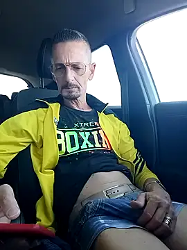 Snapshot of fabius720 chatting on October 28, 1:03 pm fabius720 online show from October 28, 1:03 pm