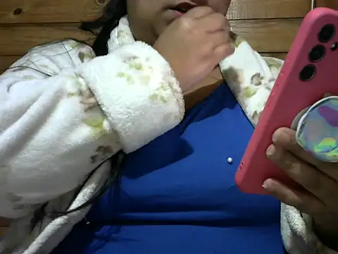 Snapshot of MARRENTINHA34 chatting on October 19, 3:56 pm MARRENTINHA34 online show from October 19, 3:56 pm