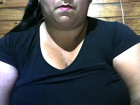 Snapshot of MARRENTINHA34 chatting on November 4, 5:45 pm MARRENTINHA34 online show from November 4, 5:45 pm