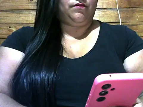 Snapshot of MARRENTINHA34 chatting on November 21, 1:10 pm MARRENTINHA34 online show from November 21, 1:10 pm