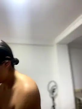 JuanitaMore01 online show from October 10, 10:20 pm