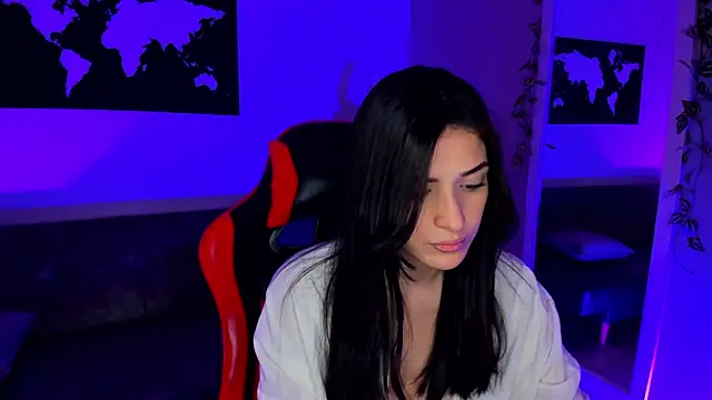 Snapshot of ZoeValencia1 chatting on October 25, 12:34 pm ZoeValencia1 online show from October 25, 12:34 pm