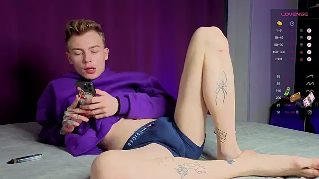 callmealexthx online show from November 29, 1:47 pm