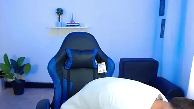 setthomas online show from September 18, 3:03 pm