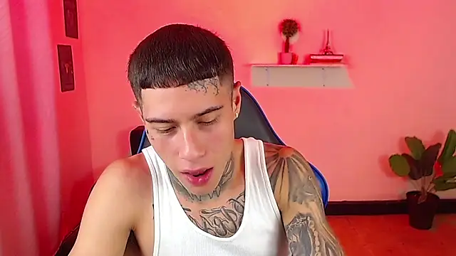 setthomas online show from December 22, 8:39 pm