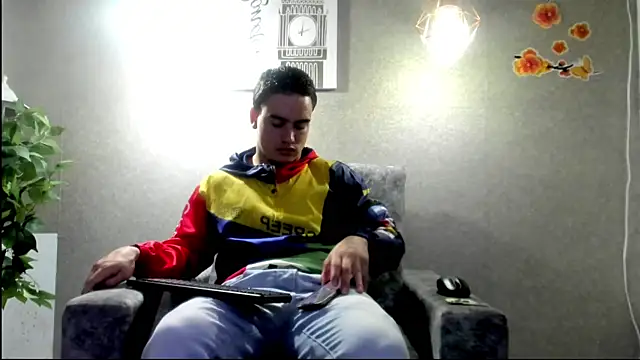 Snapshot of battistaturner chatting on October 19, 2:34 am battistaturner online show from October 19, 2:34 am