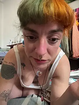 Snapshot of etherconh chatting on November 27, 4:42 pm etherconh online show from November 27, 4:42 pm