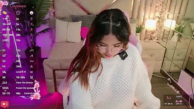 Snapshot of eimy_2 chatting on November 27, 5:20 am eimy 2 online show from November 27, 5:20 am