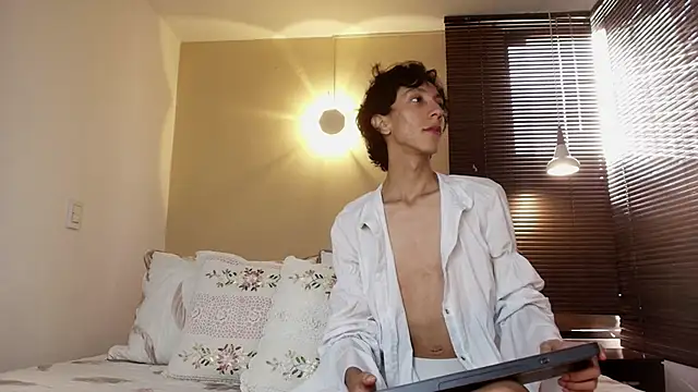 Lucian Morel S online show from October 28, 12:09 pm