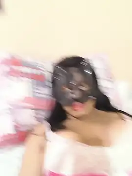 Snapshot of DuCreu chatting on October 12, 1:43 pm DuCreu online show from October 12, 1:43 pm