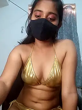 Snapshot of shrutee12 chatting on November 28, 10:51 am shrutee12 online show from November 28, 10:51 am