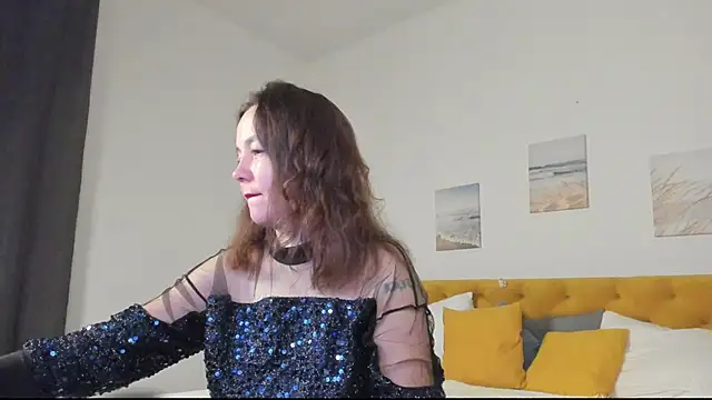 Snapshot of Kira_Adler chatting on November 26, 1:28 am Kira Adler online show from November 26, 1:28 am