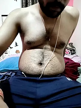 Snapshot of mehulsomm7 chatting on October 26, 8:42 am mehulsomm7 online show from October 26, 8:42 am