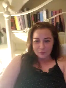 Snapshot of RosieMilff chatting on September 21, 7:48 pm RosieMilff online show from September 21, 7:48 pm