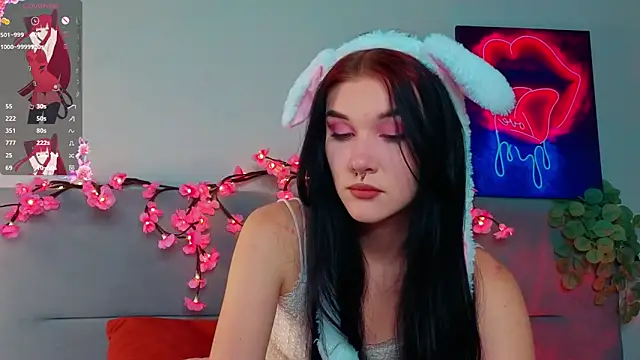 Snapshot of JenniferSullivan chatting on October 26, 9:10 pm JenniferSullivan online show from October 26, 9:10 pm