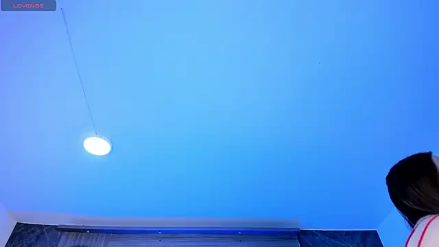 Snapshot of MadisonAnngel chatting on November 18, 8:24 pm MadisonAnngel online show from November 18, 8:24 pm