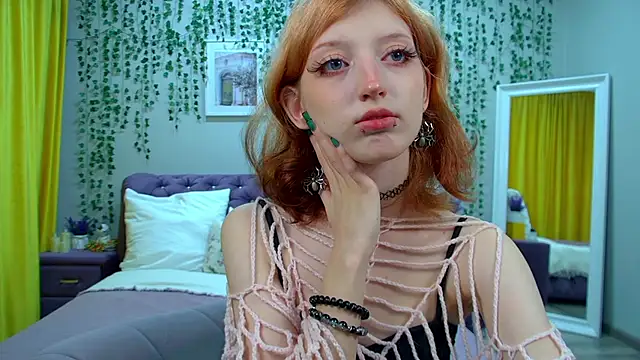 MistyMarlo online show from September 18, 6:15 am