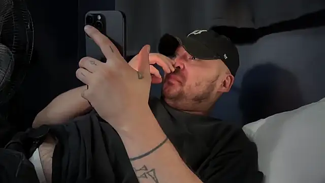 rough1985 online show from September 19, 5:53 am