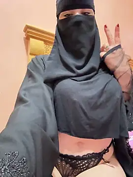  Laiali  online show from March 31, 1:07 am