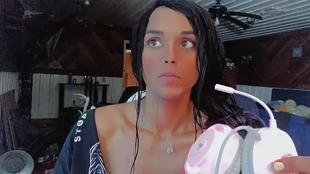 Snapshot of HTXBBY3130 chatting on October 6, 1:14 am HTXBBY3130 online show from October 6, 1:14 am