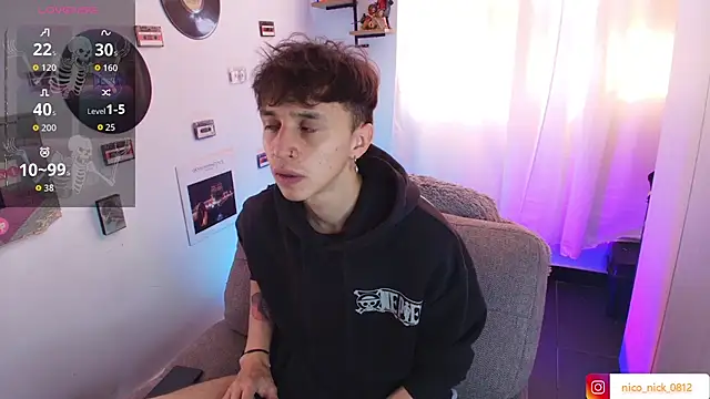 Snapshot of Nick_Bangover_ chatting on November 10, 7:57 pm Nick Bangover online show from November 10, 7:57 pm