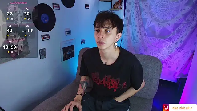 Snapshot of Nick_Bangover_ chatting on November 30, 6:56 pm Nick Bangover online show from November 30, 6:56 pm