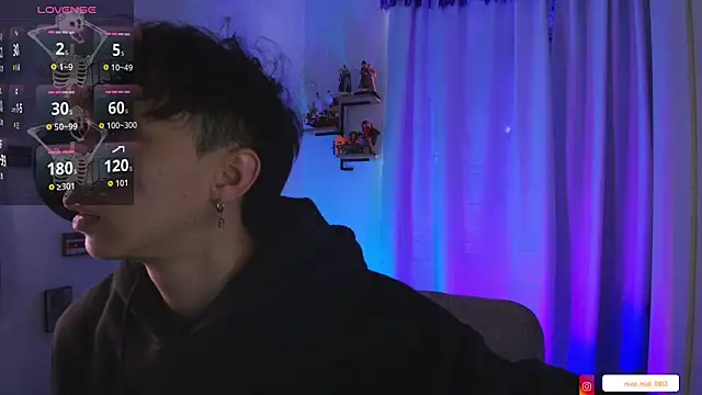 Snapshot of Nick_Bangover_ chatting on December 13, 7:53 pm Nick Bangover online show from December 13, 7:53 pm