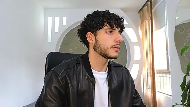 Rafael Mendezz online show from September 18, 8:55 pm